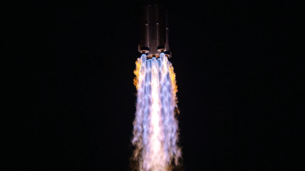 火箭報告：Blue Origin 嚴重事故　同時瞄準新軍事發射基地