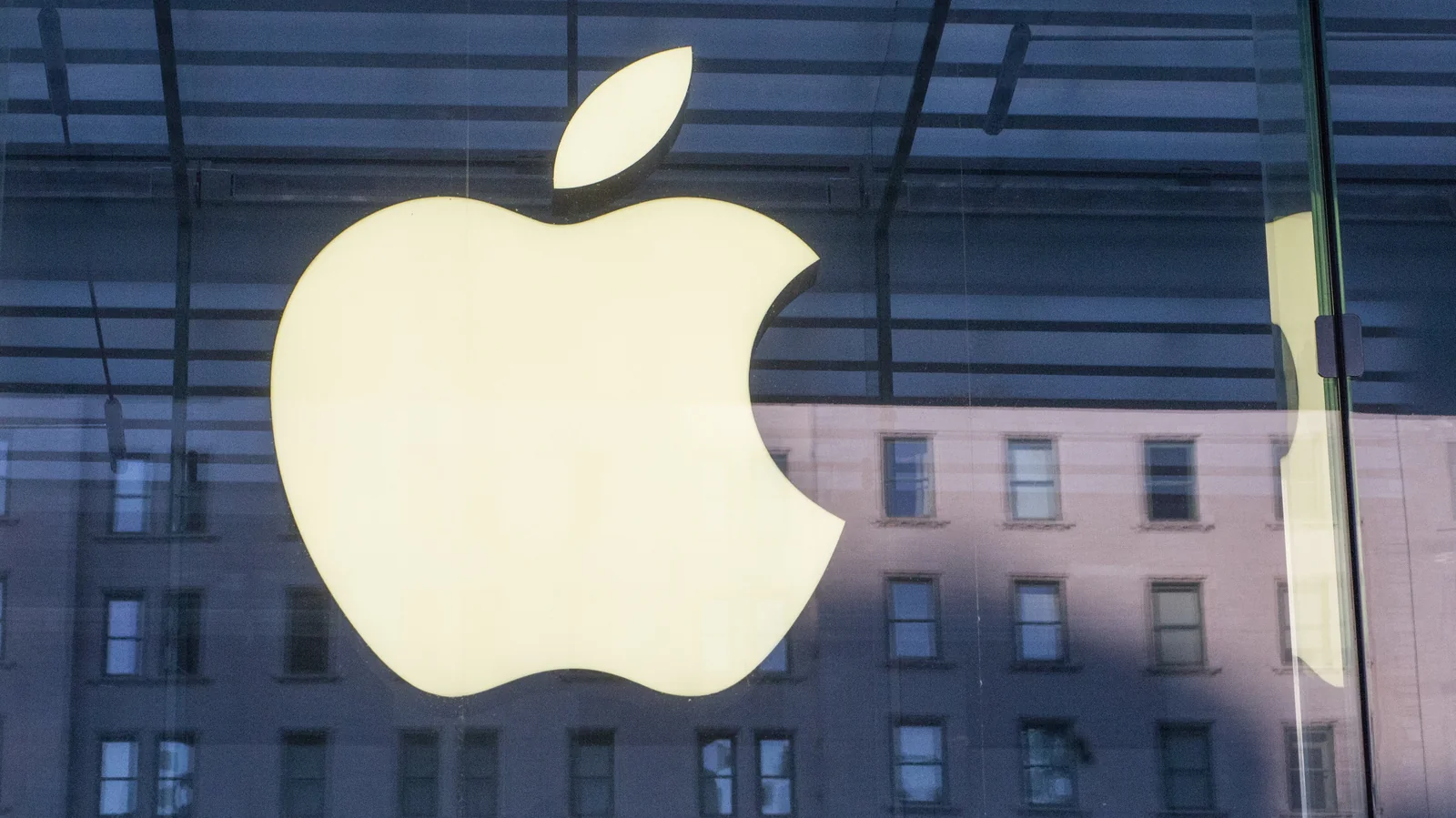 Apple 對數十名前員工發律師信　OpenAI 硬體竊密案進入新一波法律戰