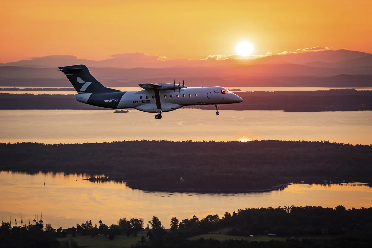 Heart Aerospace X1 示範機首飛成功：全球最大電池電動飛機升空，1MW 推進、27 分鐘任務、$5 電力成本