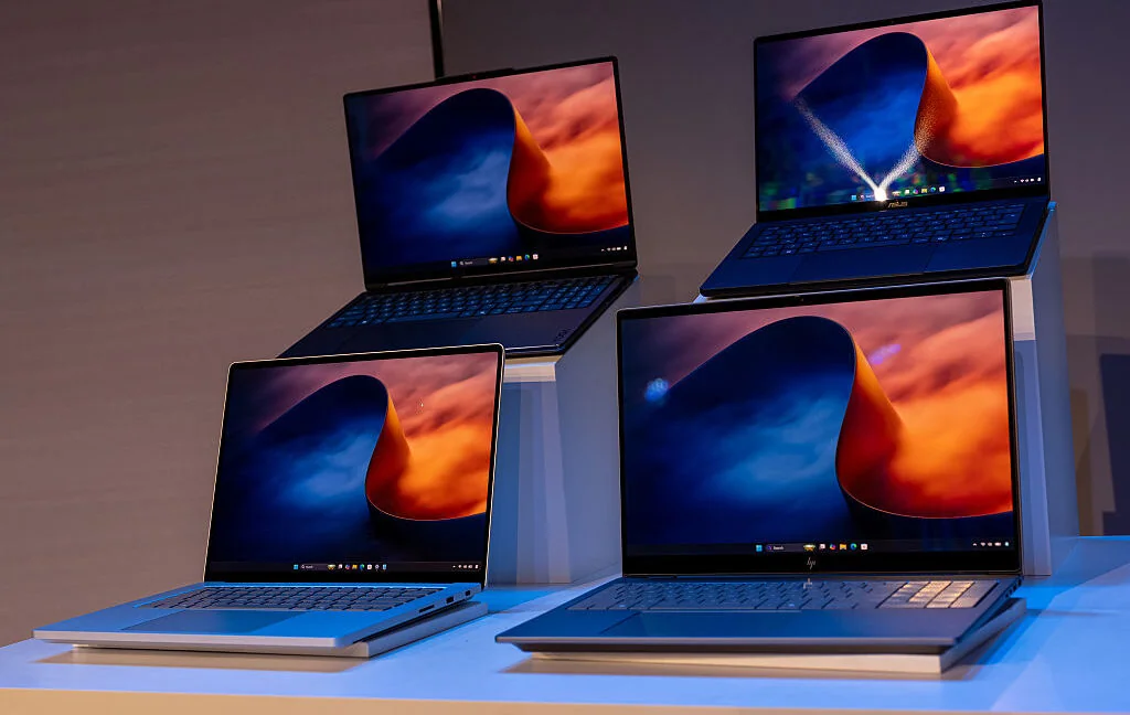 全球 PC 出貨量 Q3 大跌 20.1%：AI 記憶體風暴把整個產業打趴